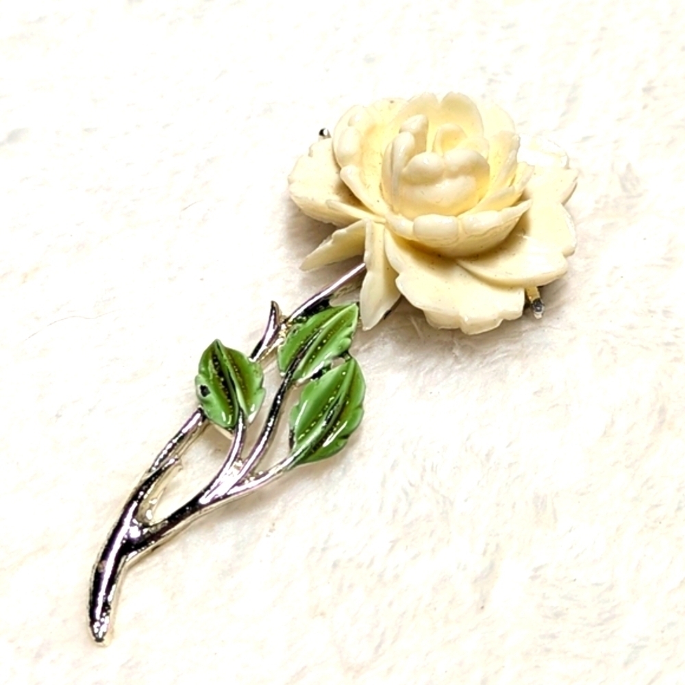 Vintage JJ Jonette Ivory Colored Rose Brooche with Silvertone Stem. - Picture 2 of 9